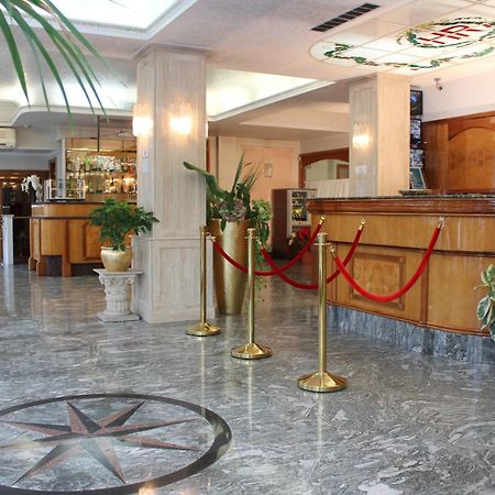 Hotel Romulus Εξωτερικό φωτογραφία