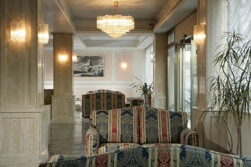 Hotel Romulus Εσωτερικό φωτογραφία